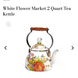 McKenzie-Child’s White flower Tea pot 2 qt.